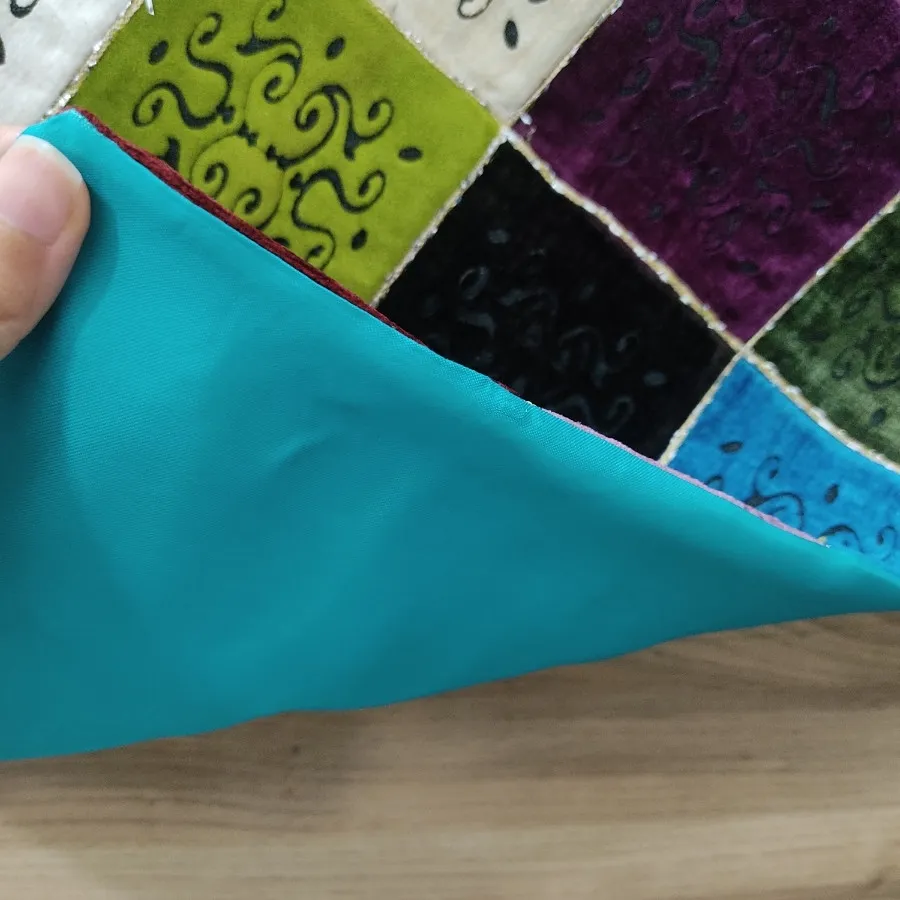 رومیزی چهل تیکه