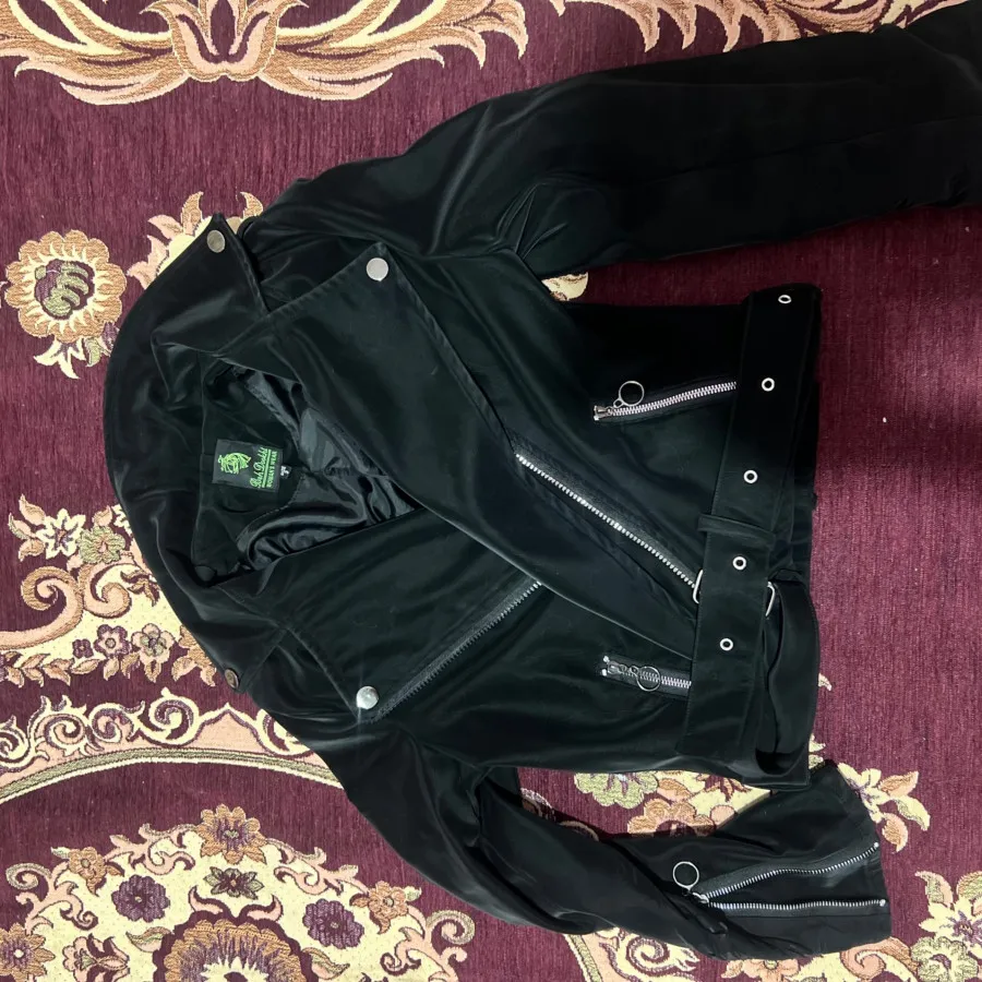 کت چرم سیلیکونی