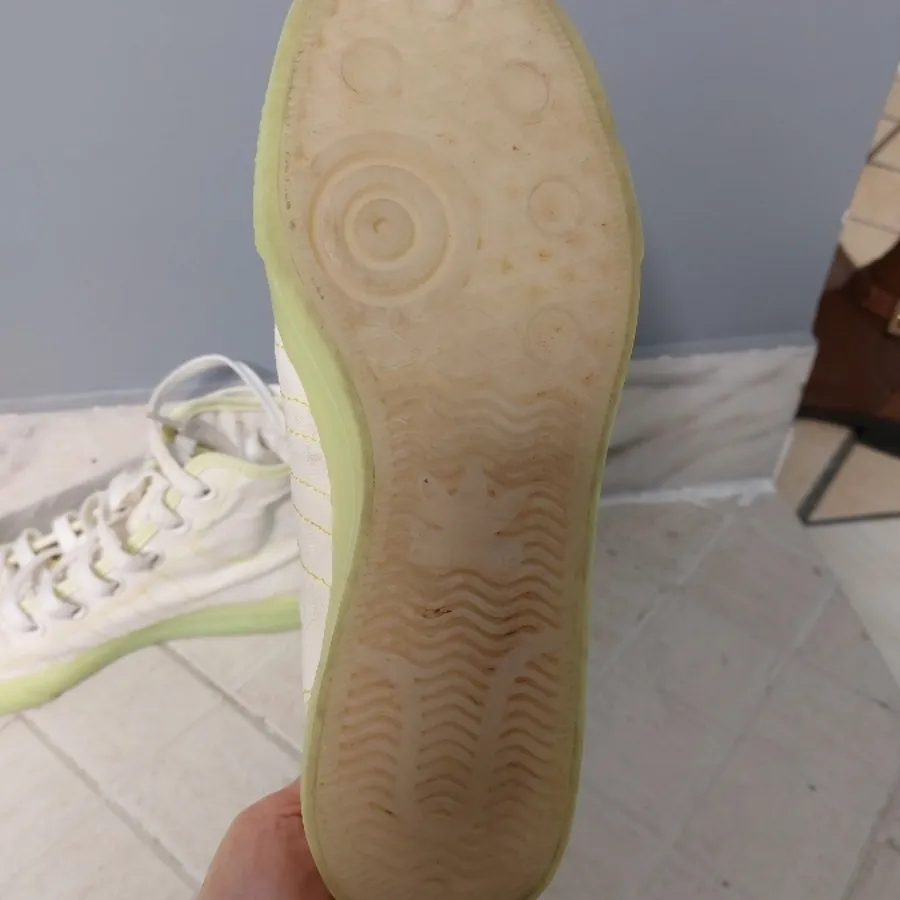 نیم بوت آدیداس