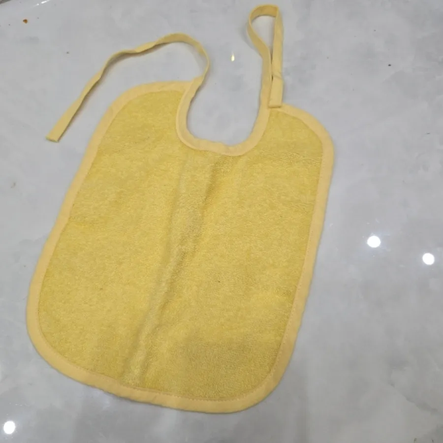 پیشبند نوزادی