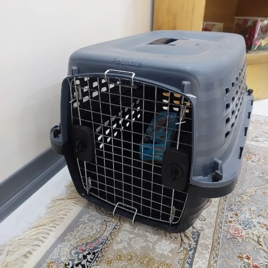 گلدون پلاستیکی بزرگ