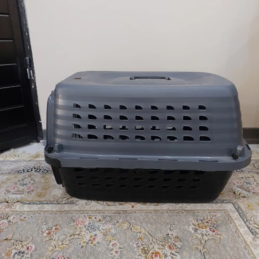 گلدون پلاستیکی بزرگ