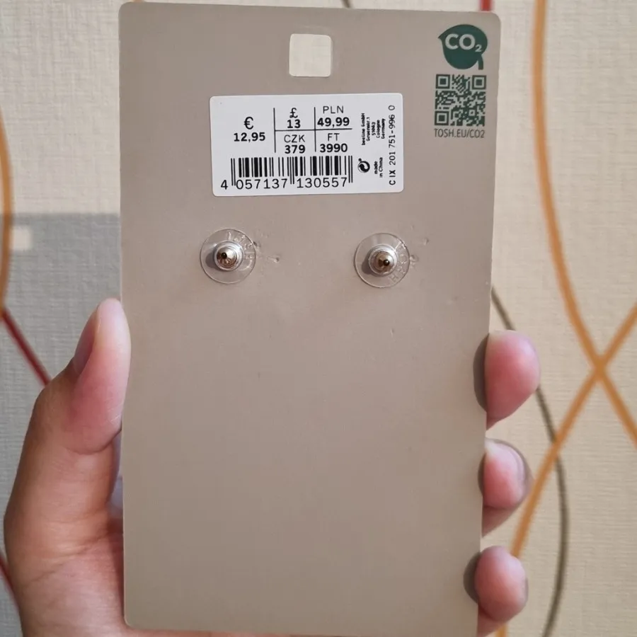 گوشواره برند Tosh