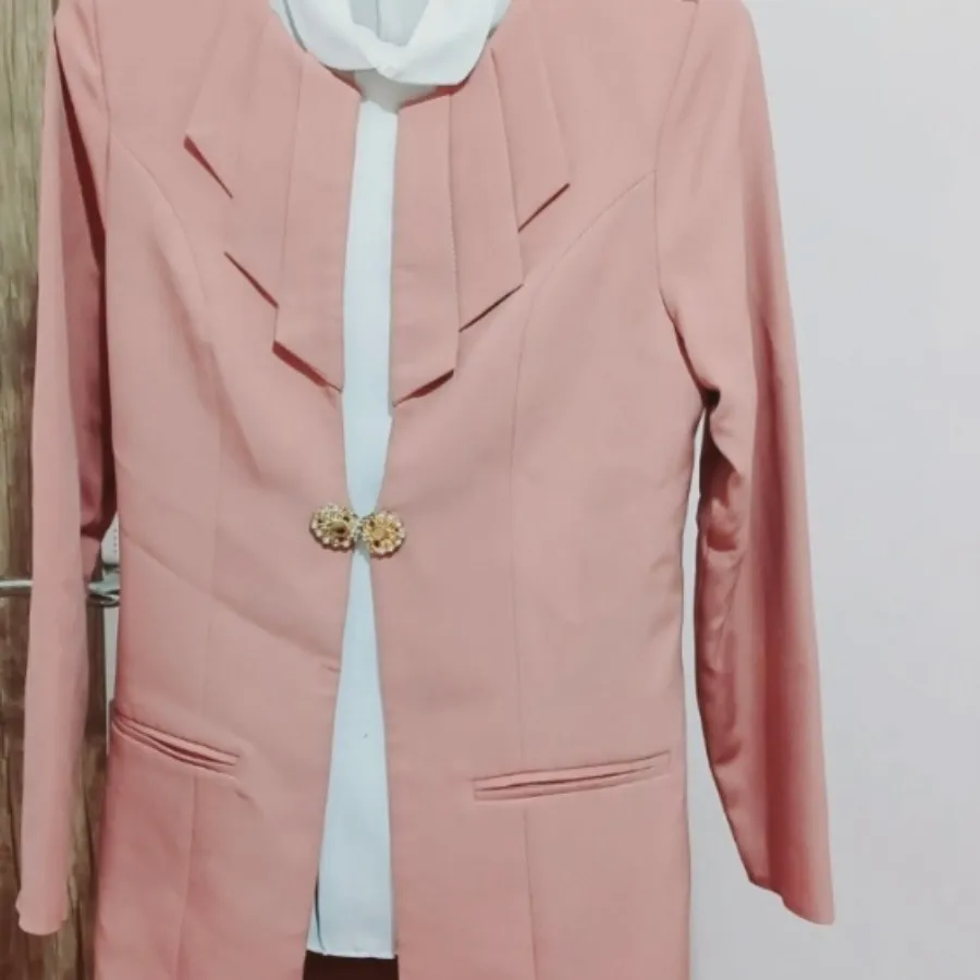 کت وشلوار زنانه