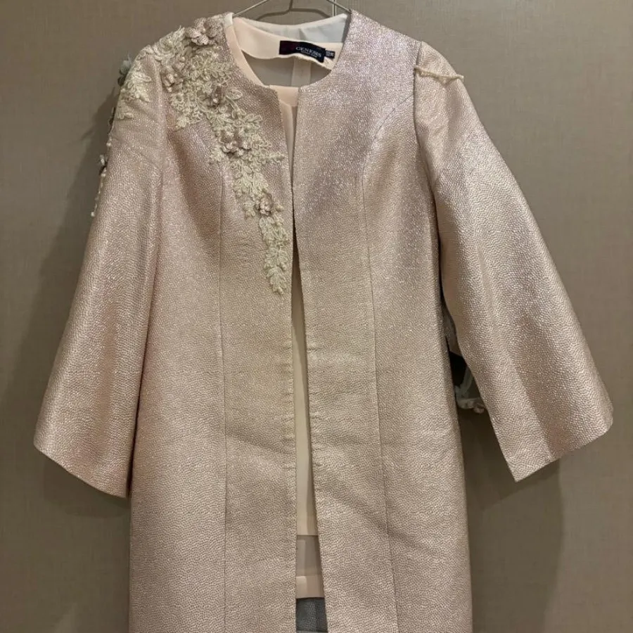 کت و شلوار و سارافون