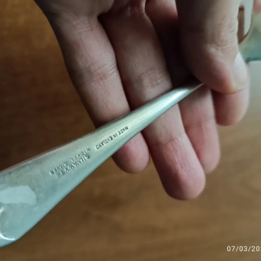 قاشق نقره قدیمی