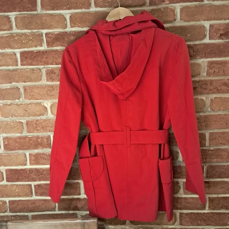 کت بارانی زنانه