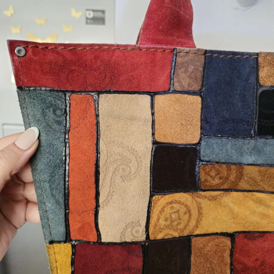 کیف چرم و چوب هنری دستدوز