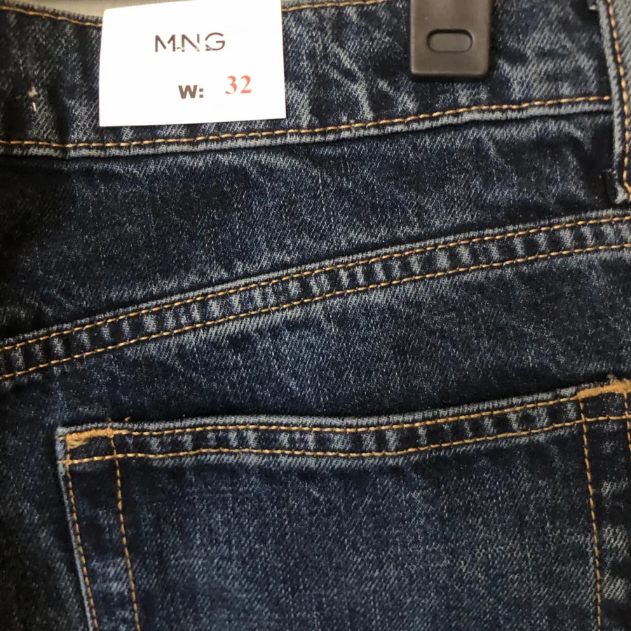 شلوار جین نیم بگ منگو