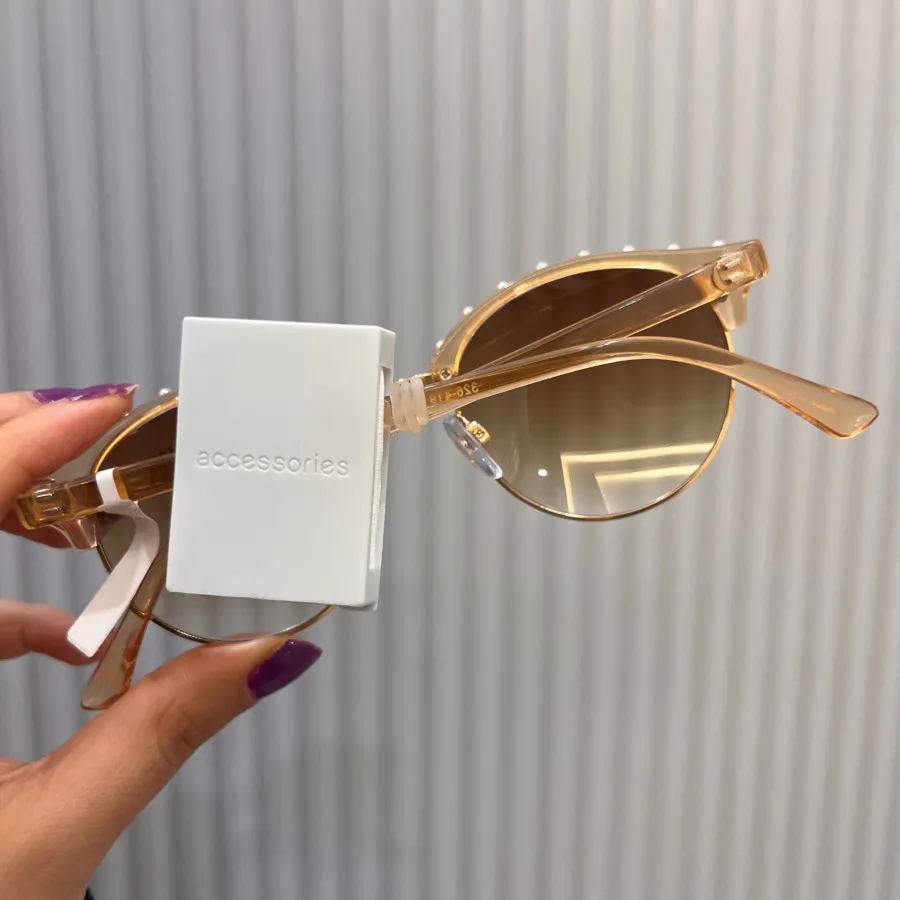 عینک آفتابی