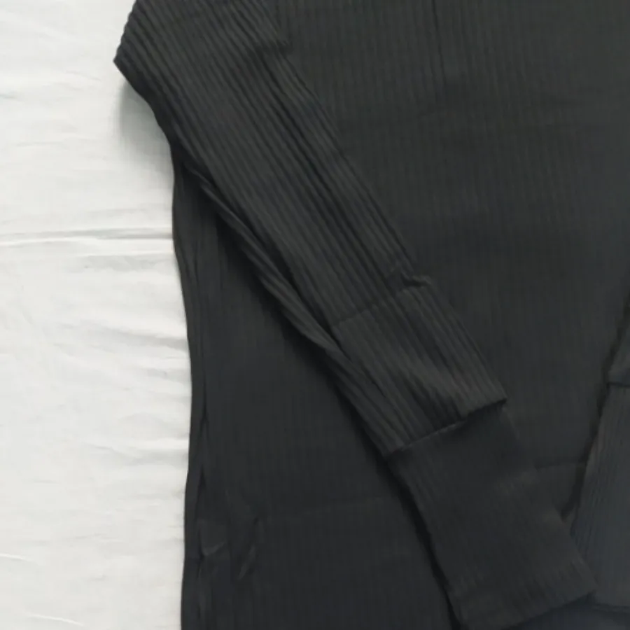 بلوز بیسیک آستین فینگری