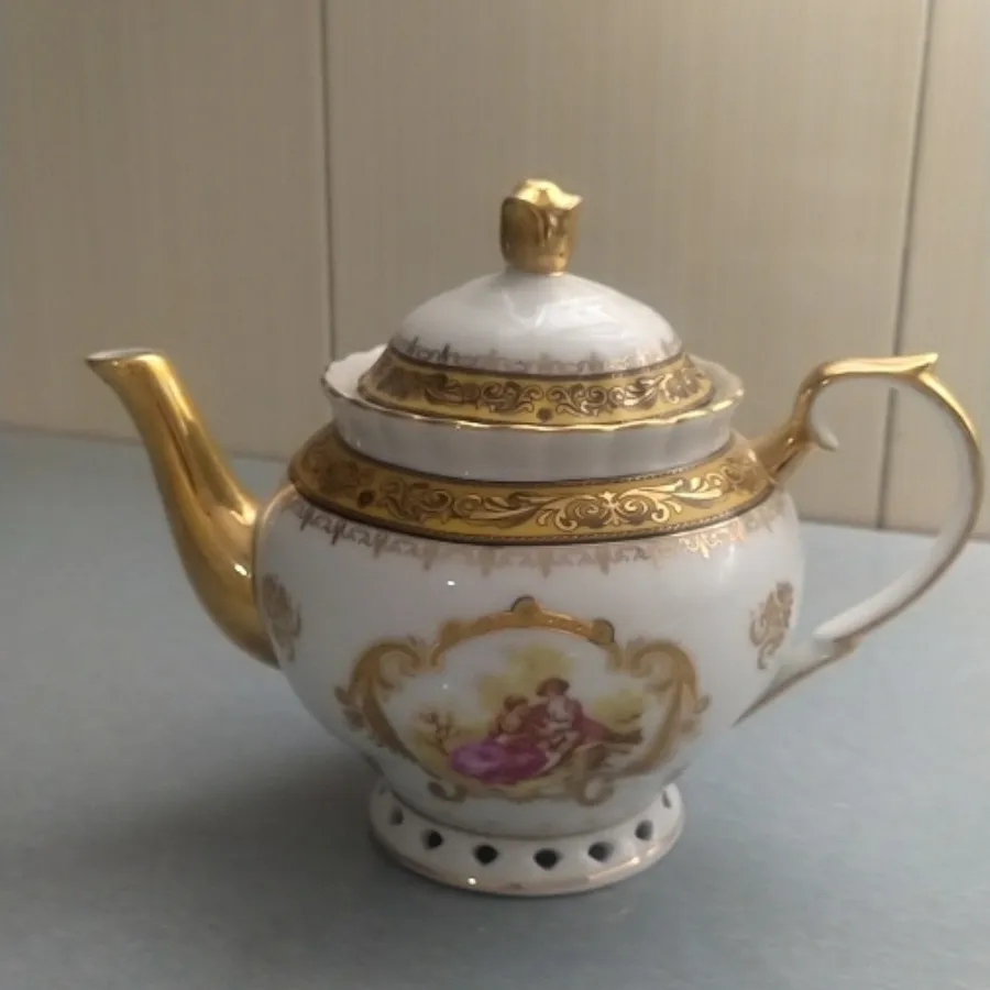 قوری لرد شید