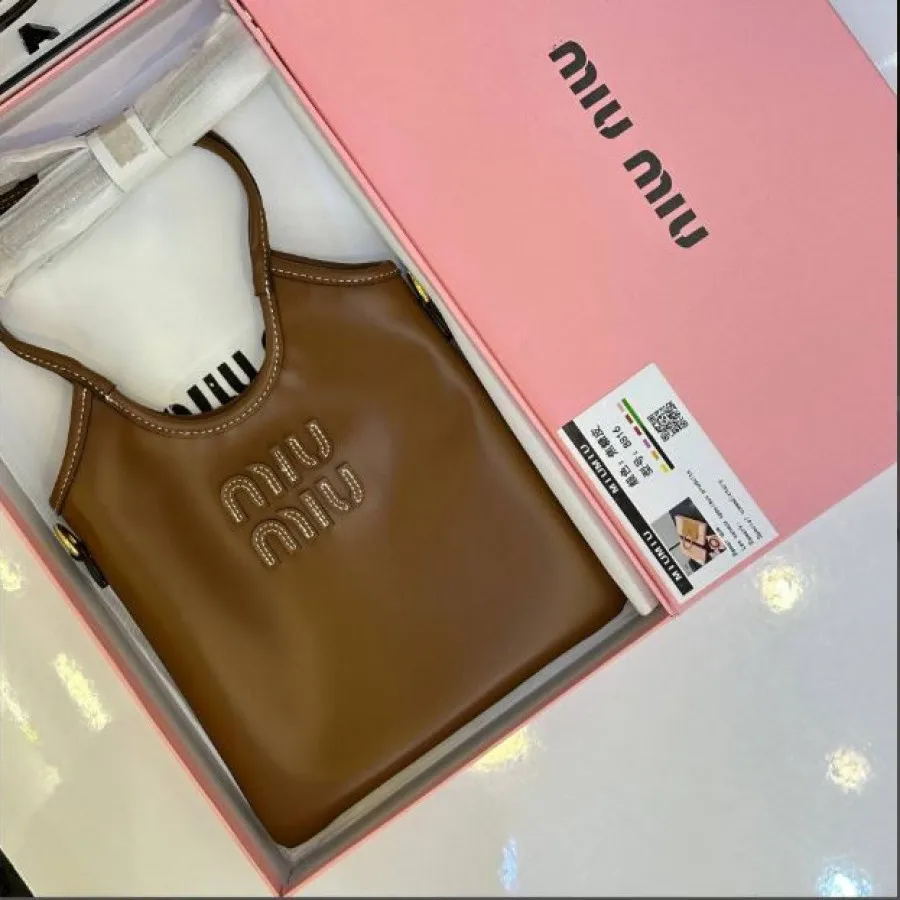 توت بگ MIU MIU