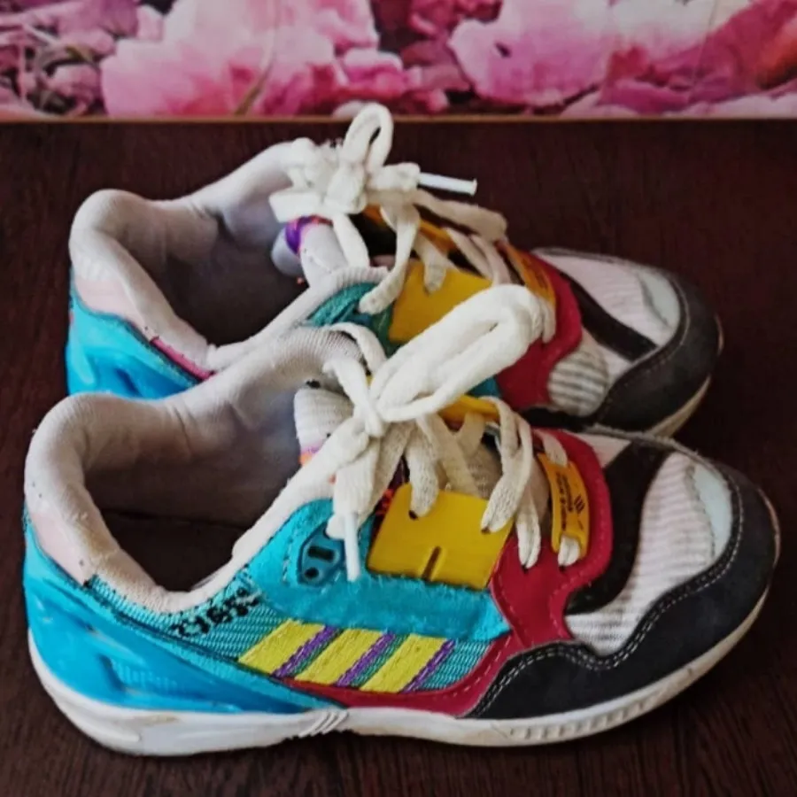 کتونی بچگانه