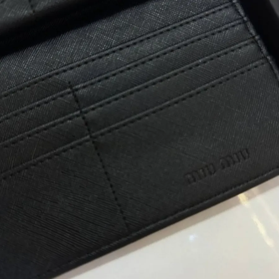 کیف پول MIU MIU