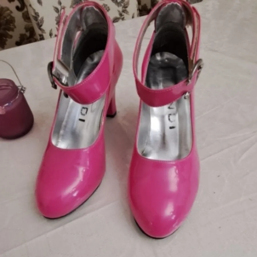 کفش تخت زنانه