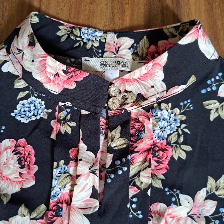 شومیز گل دار