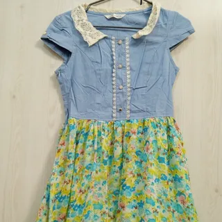 پیراهن دخترانه