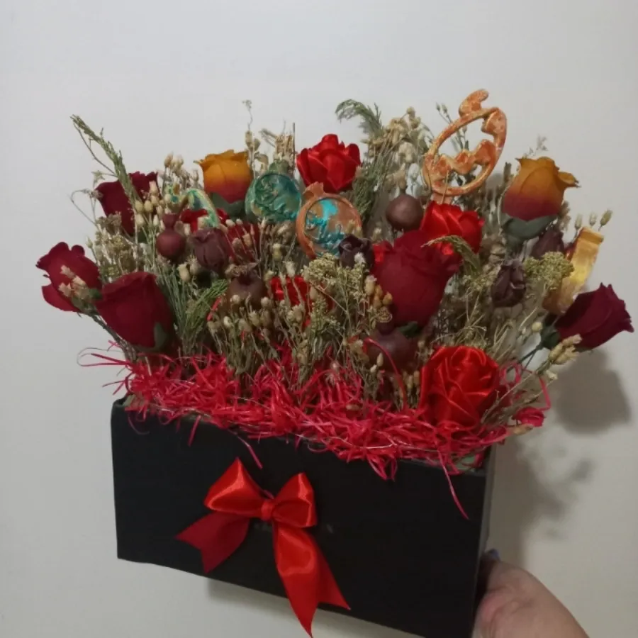 باکس گل مصنوعی شب یلدا