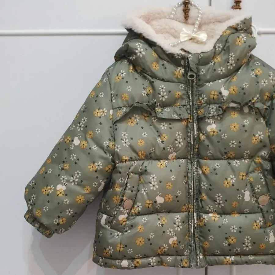 کاپشن برند منگو