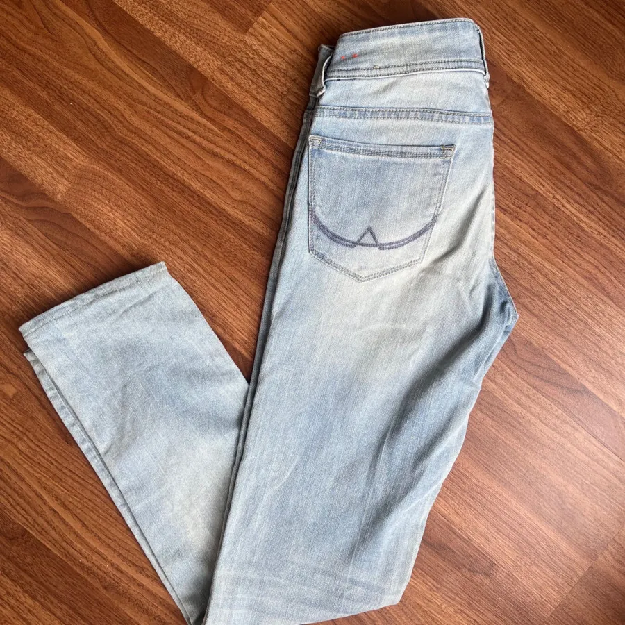 شلوارجین راسته ابی روشن