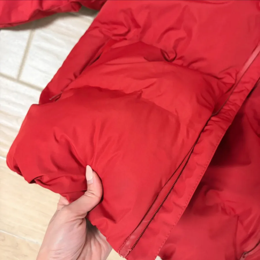 کاپشن قرمز زارا