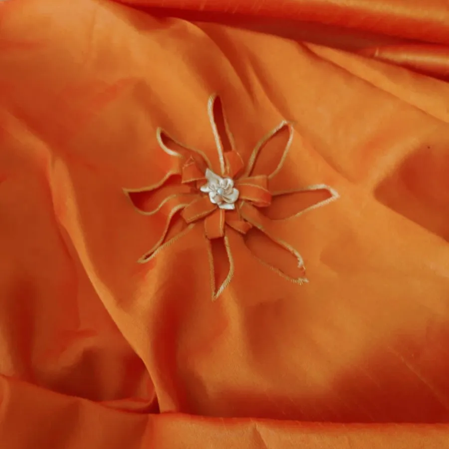 پارچه تافته فرانسوی