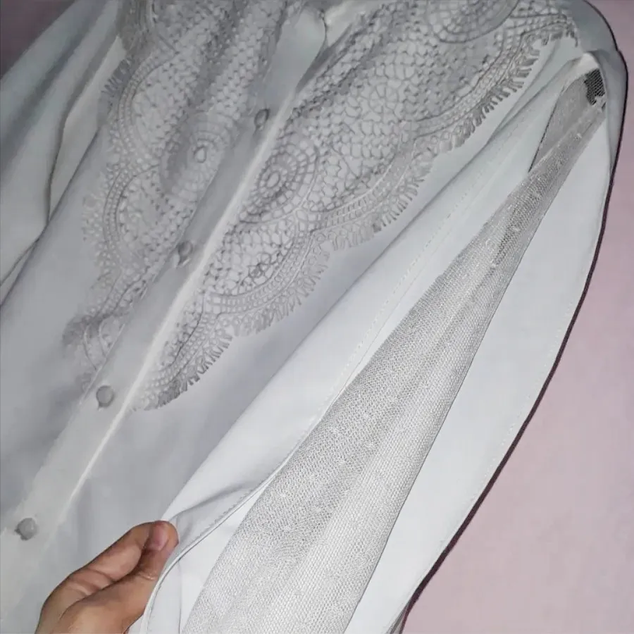 شومیز سفید گیپور دار