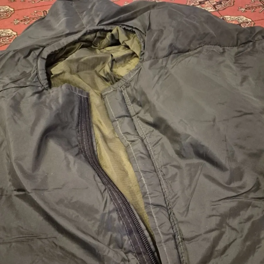 کیسه خواب آمریکایی اصل