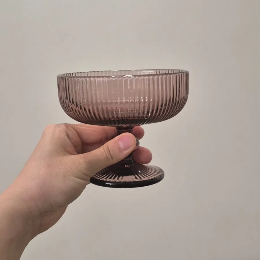 دسر خوری/بستنی خوری