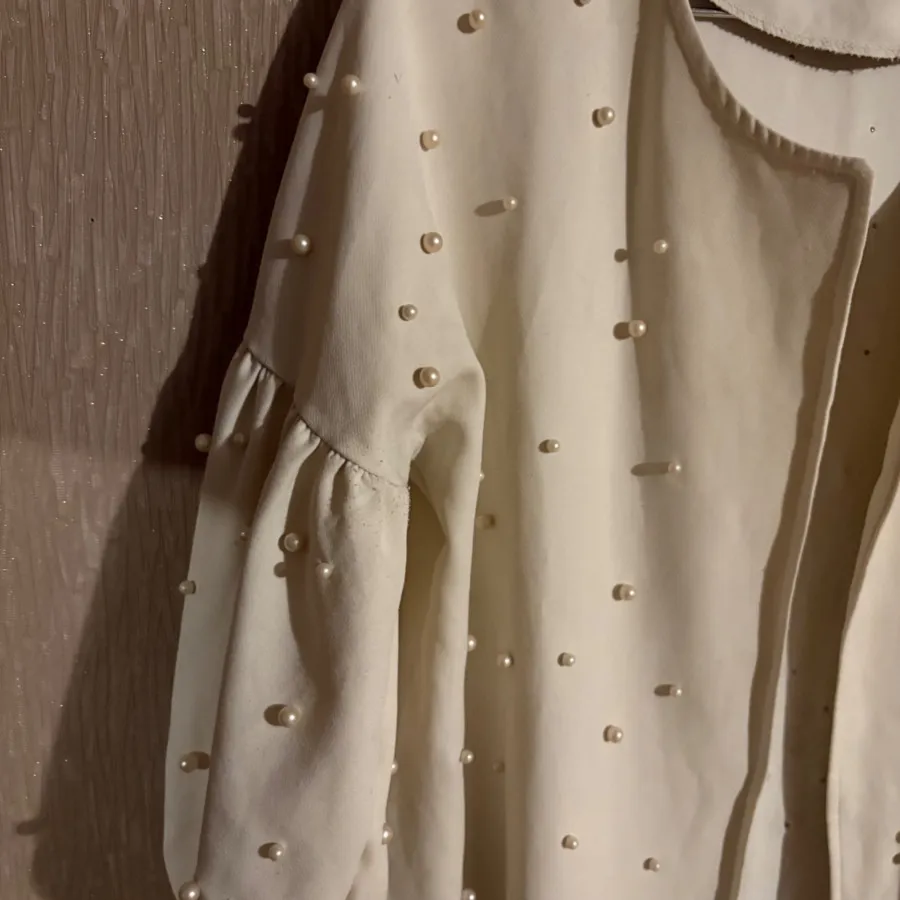 مانتو سفید مرواریدی