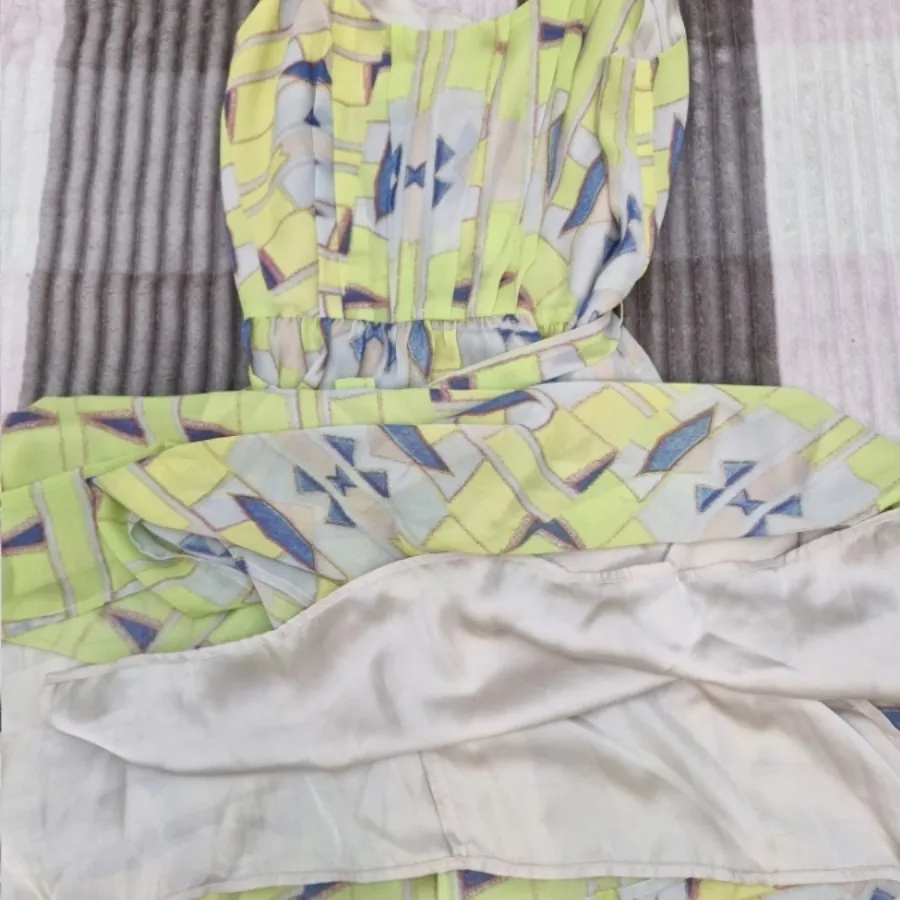 پیراهن زنانه