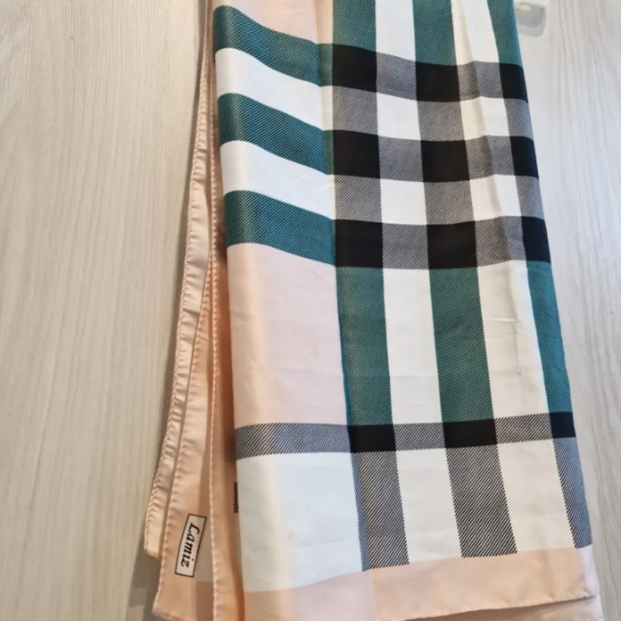 روسری ساتن زنانه