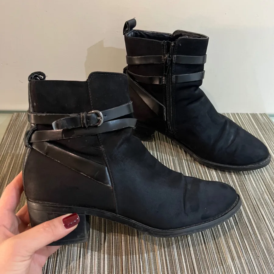 بوت اورجینال 37-38