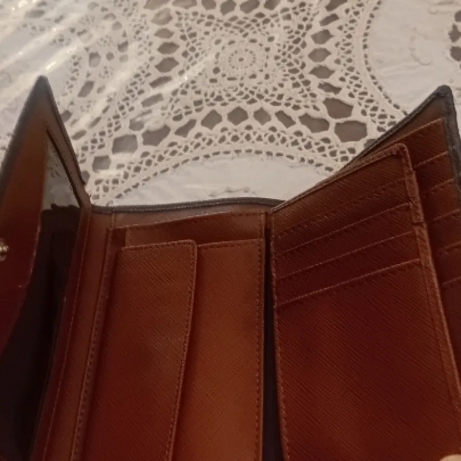 کیف پول لویی ویتون