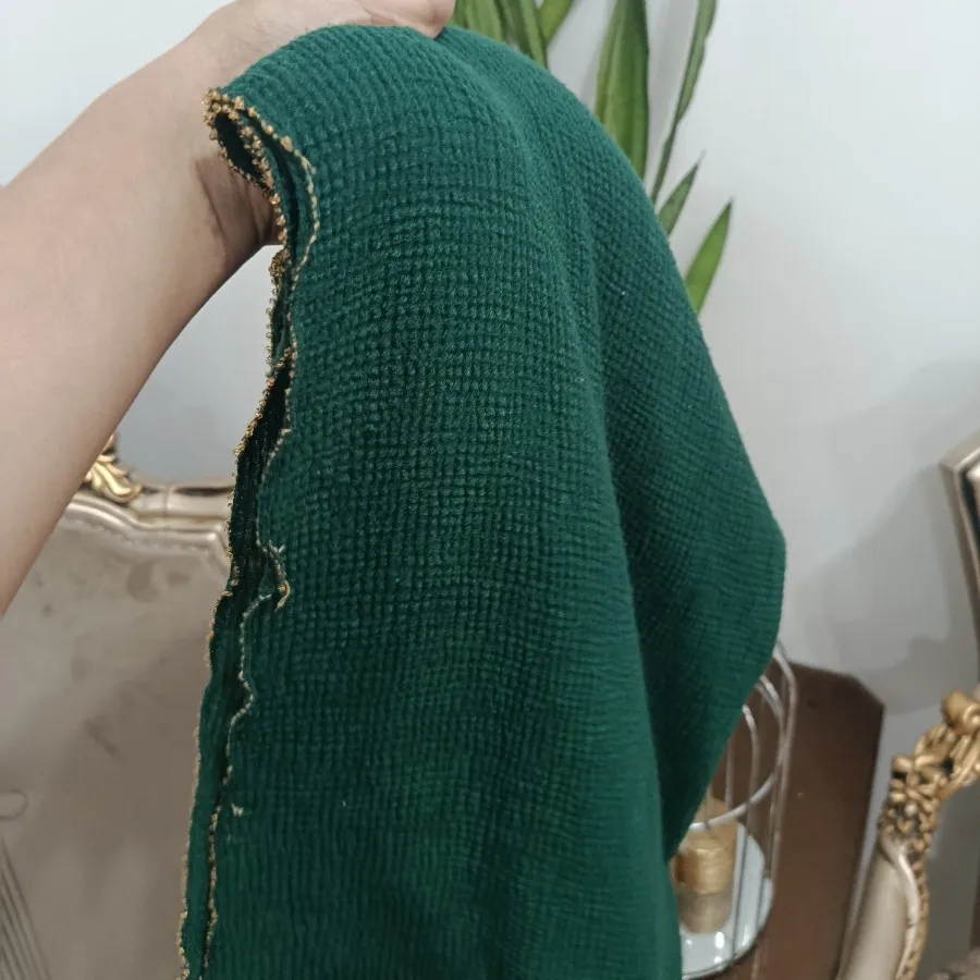 شال سبز خوش رنگ