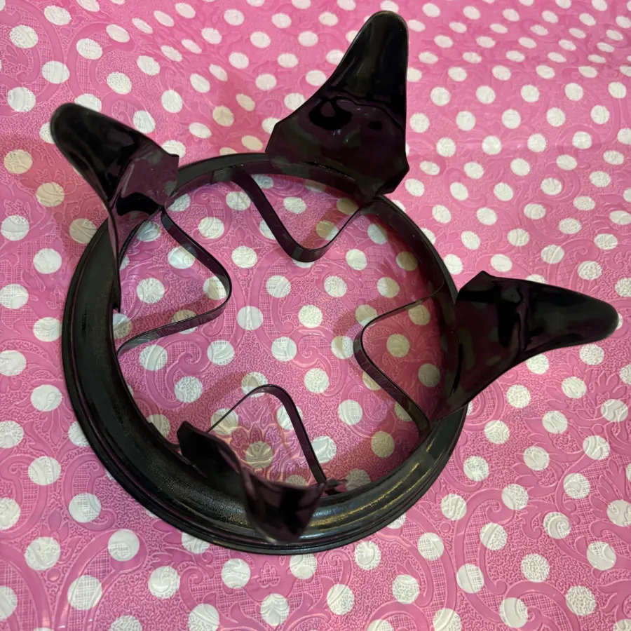 زیر قابلمه ای چهار پایه