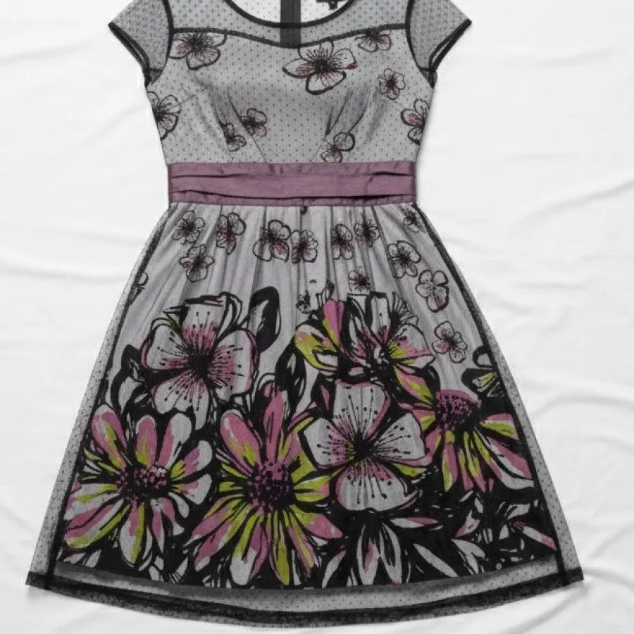 پیراهن عروسکی