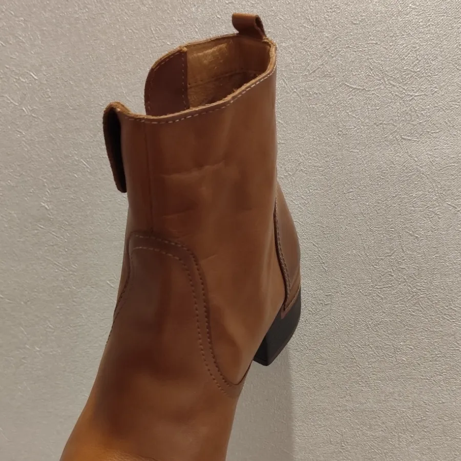 نیم بوت تمام چرم