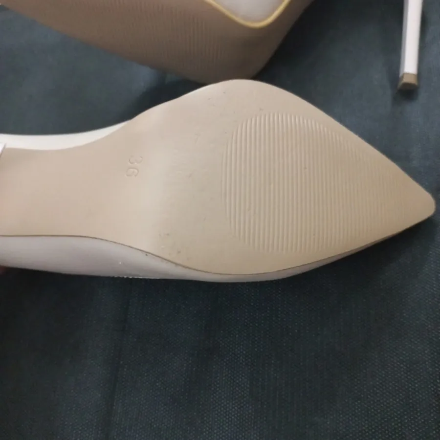 کفش مجلسی کرم