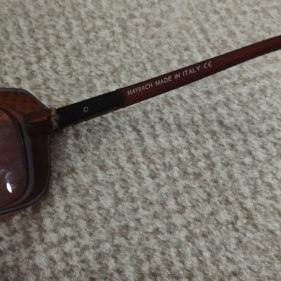 عینک آفتابی