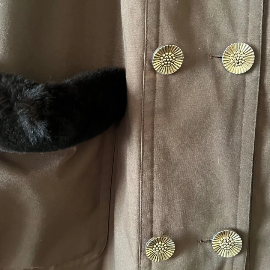 پالتو پوست ایوسن لوران