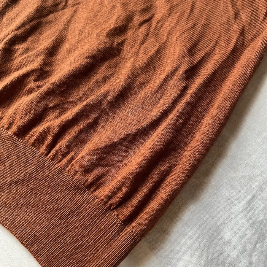 تاپ قهوه ای مانگو