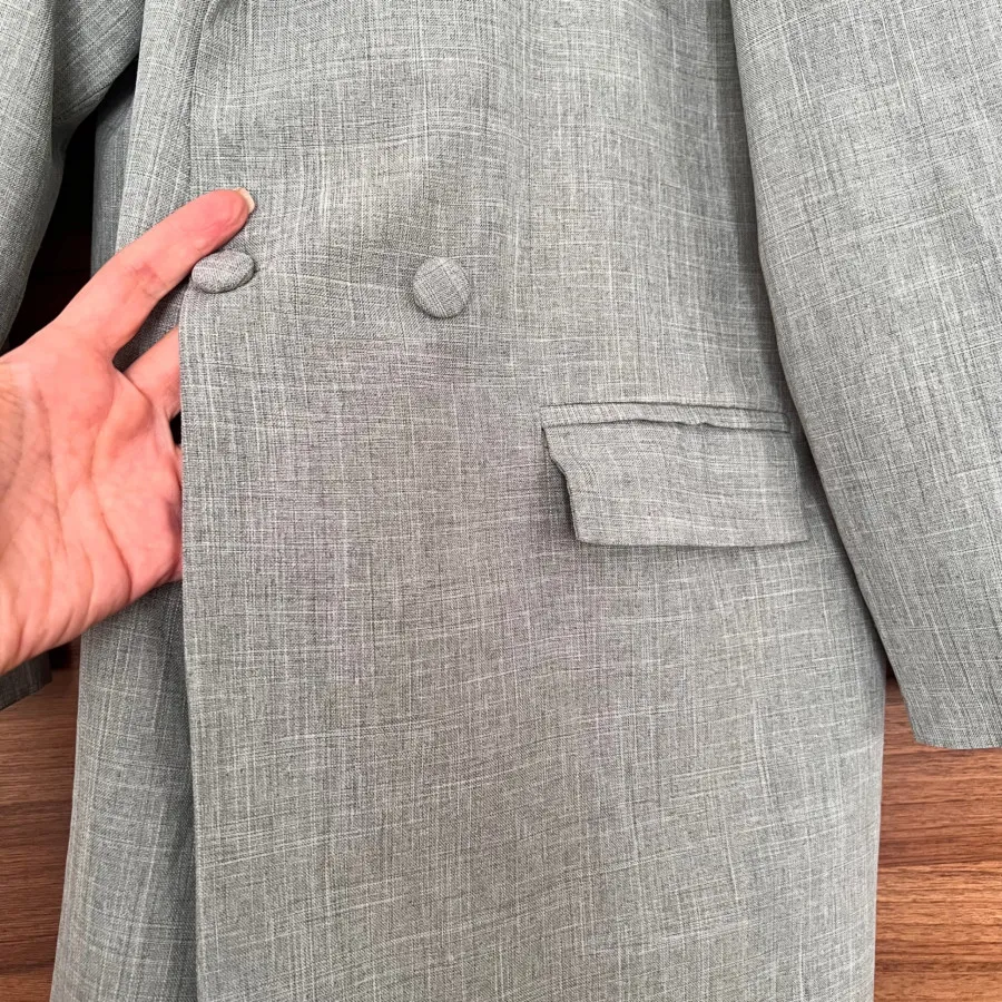 مانتو یا کت  تک