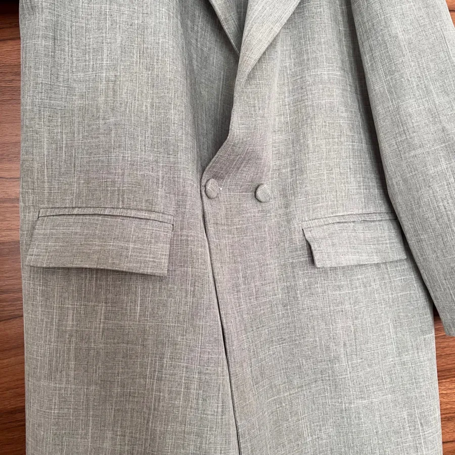 مانتو یا کت  تک