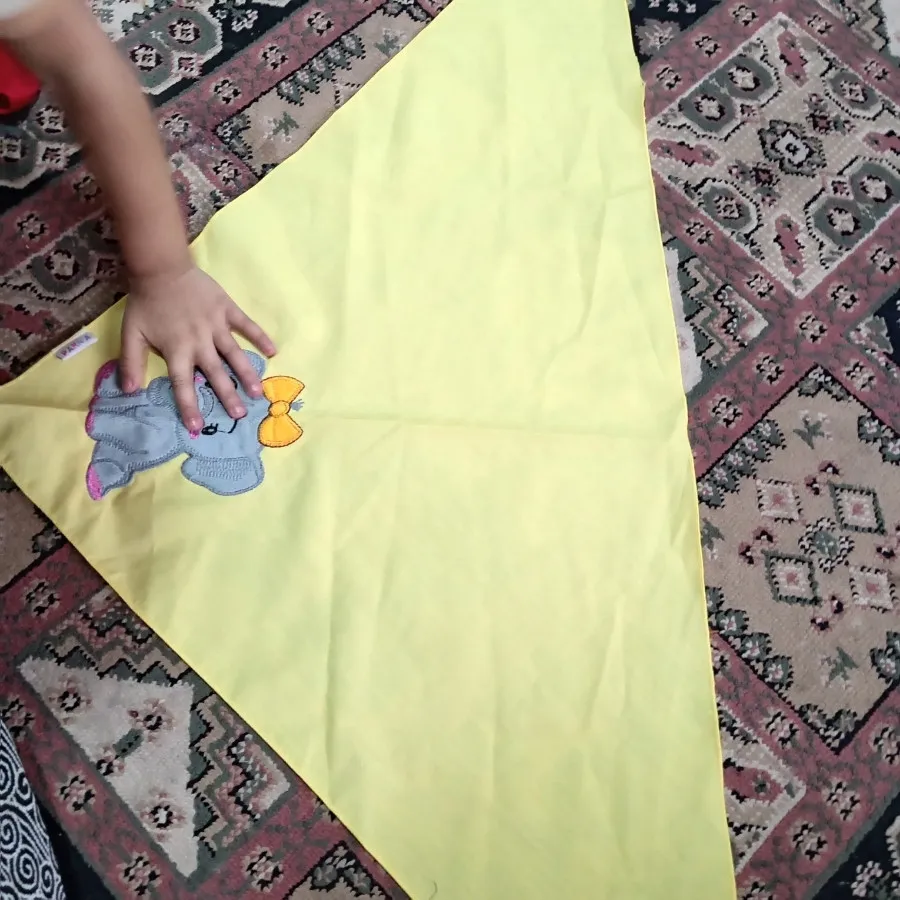 روسری بچگانه