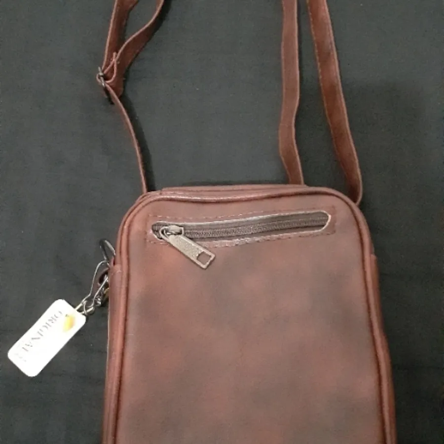 کیف قهوه ای