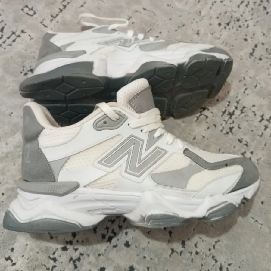 کفش اسپورت سفید