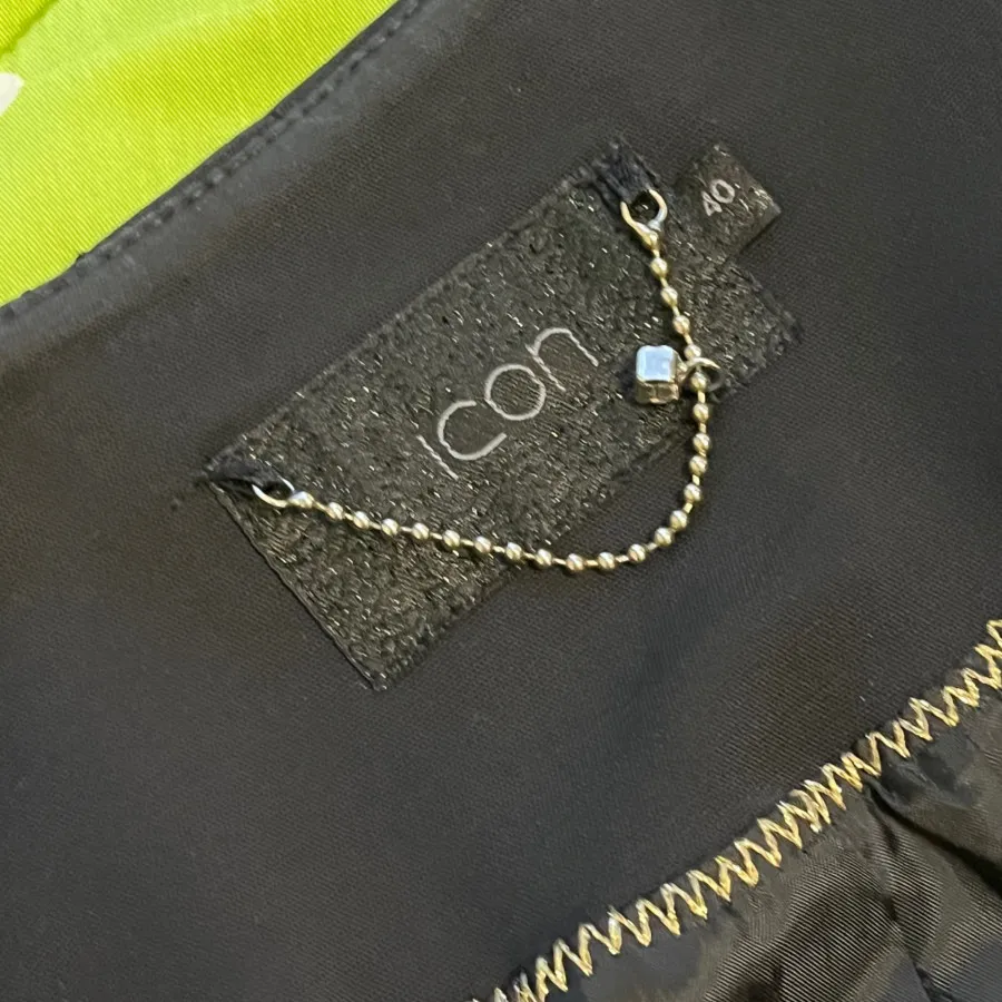 مانتو برند icon