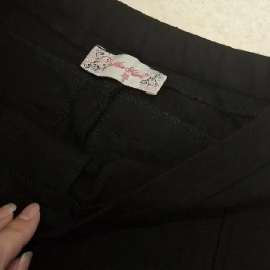 شلوار زنانه